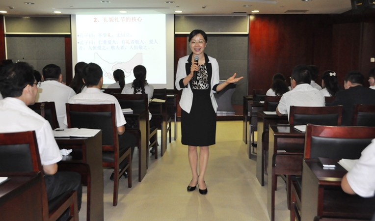 安徽師范大學副教授王詠博士熱情授課